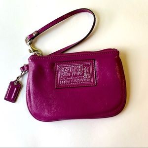 Daisy Liquid Gloss Small Berry Patent Leather Wristlet
